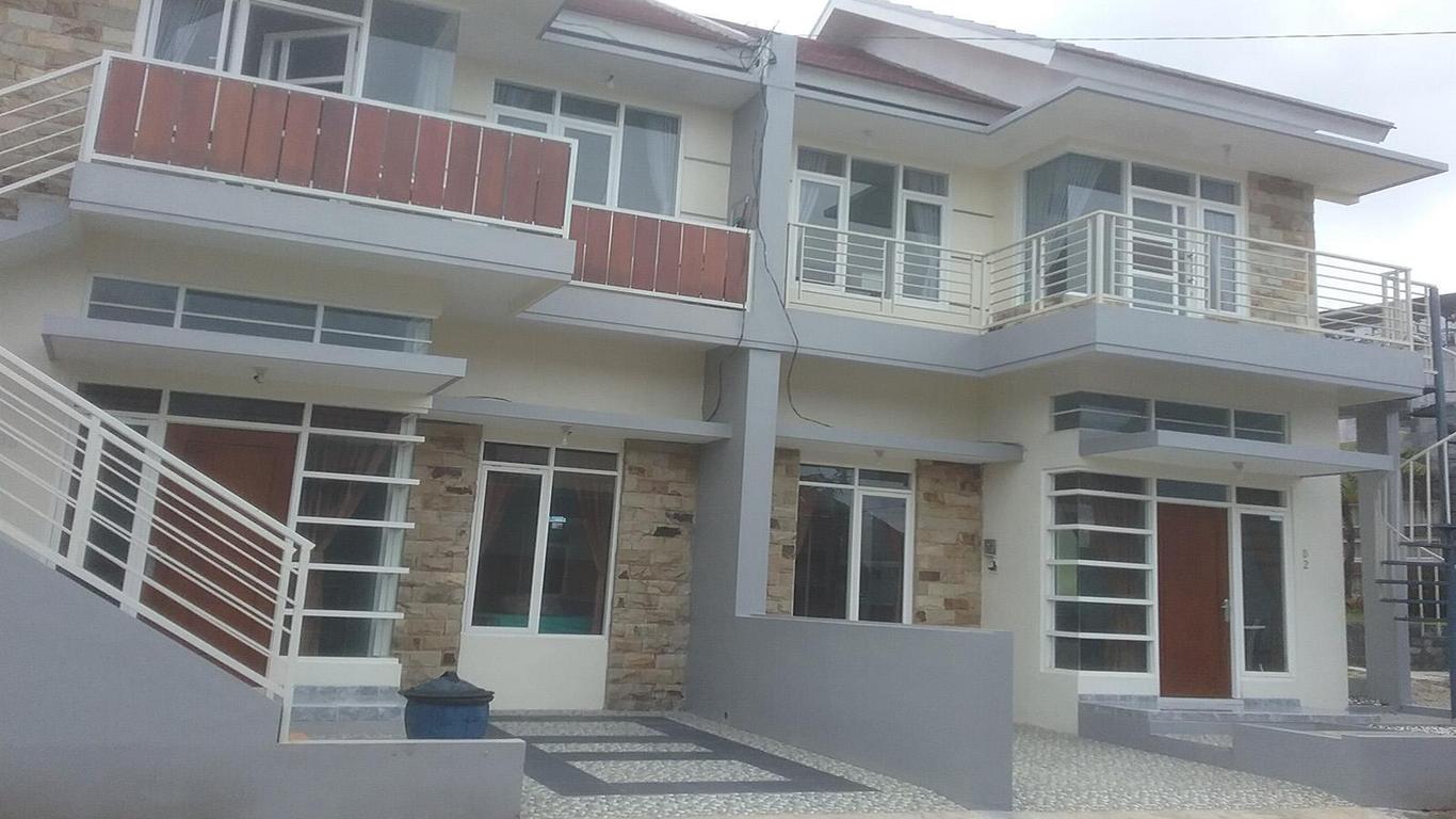 Villa Puncak Garuda