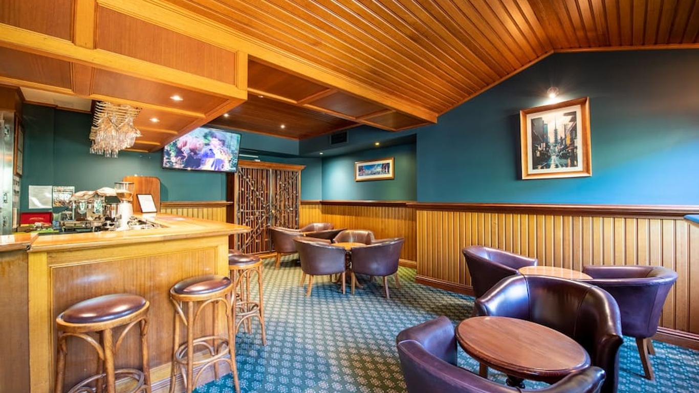 Gateway on Monash Boutique Hotel