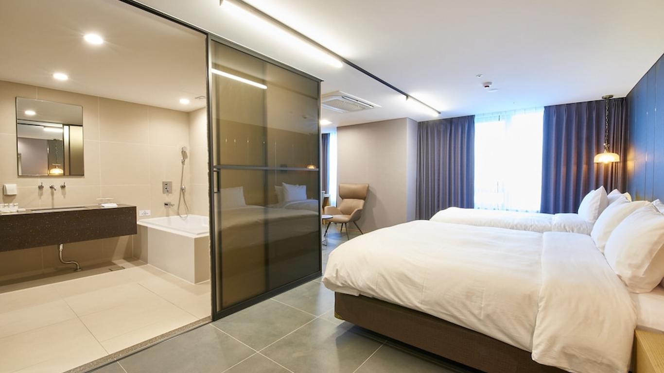 Hotel tt