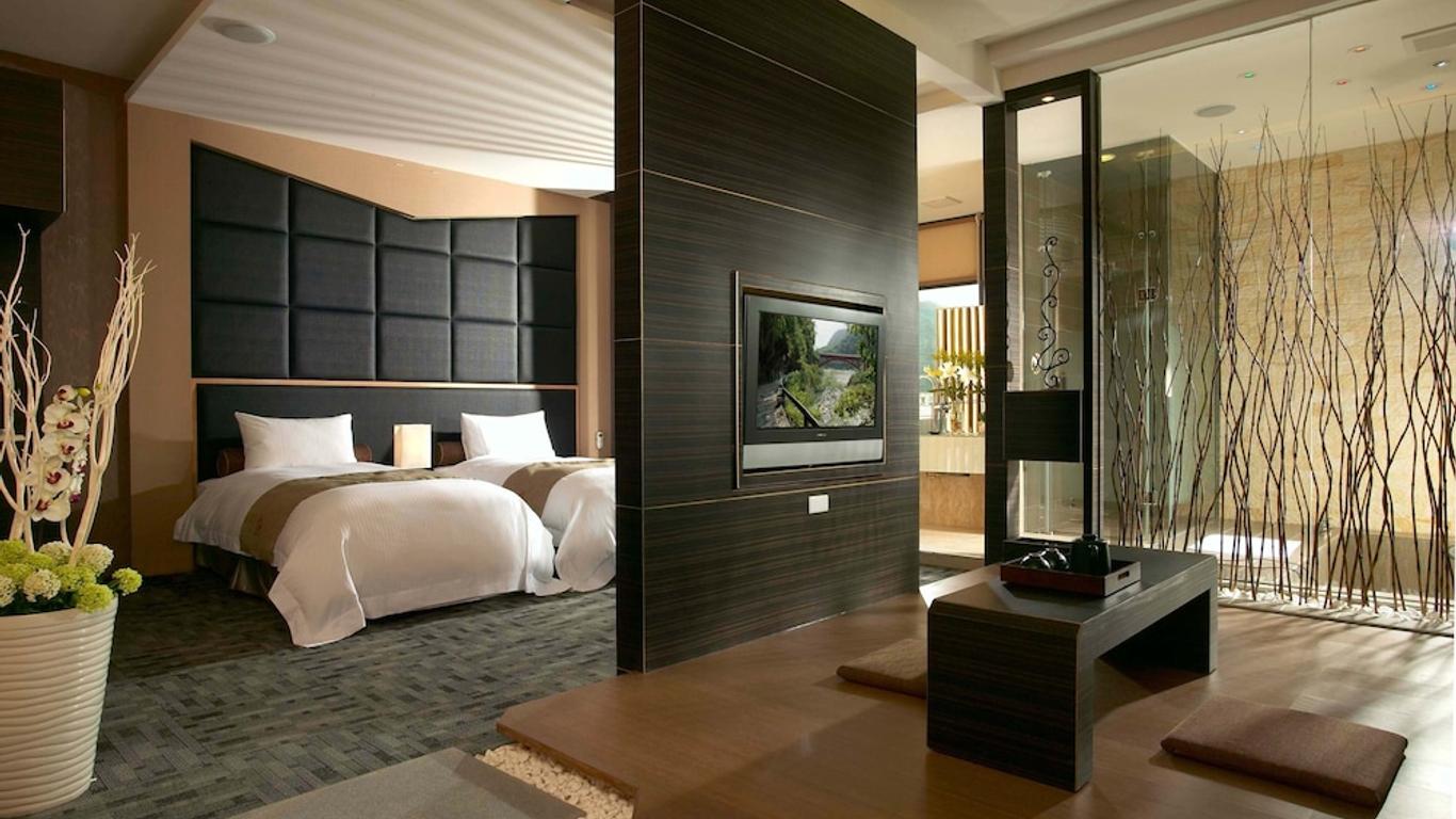 Faddism Hotel