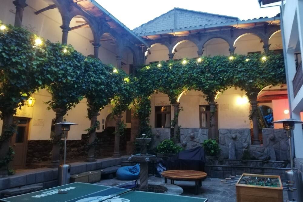 Altro