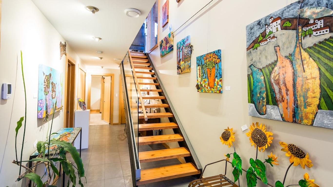 Cormier's Studio