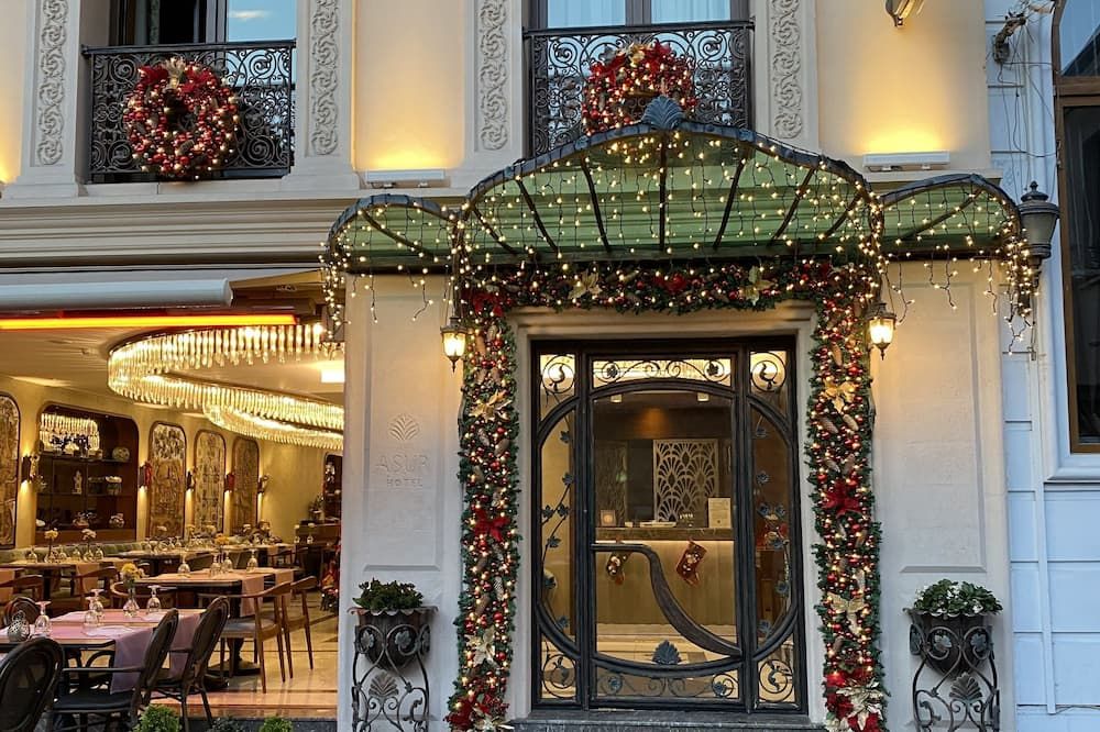 Ingresso dell'hotel Foto