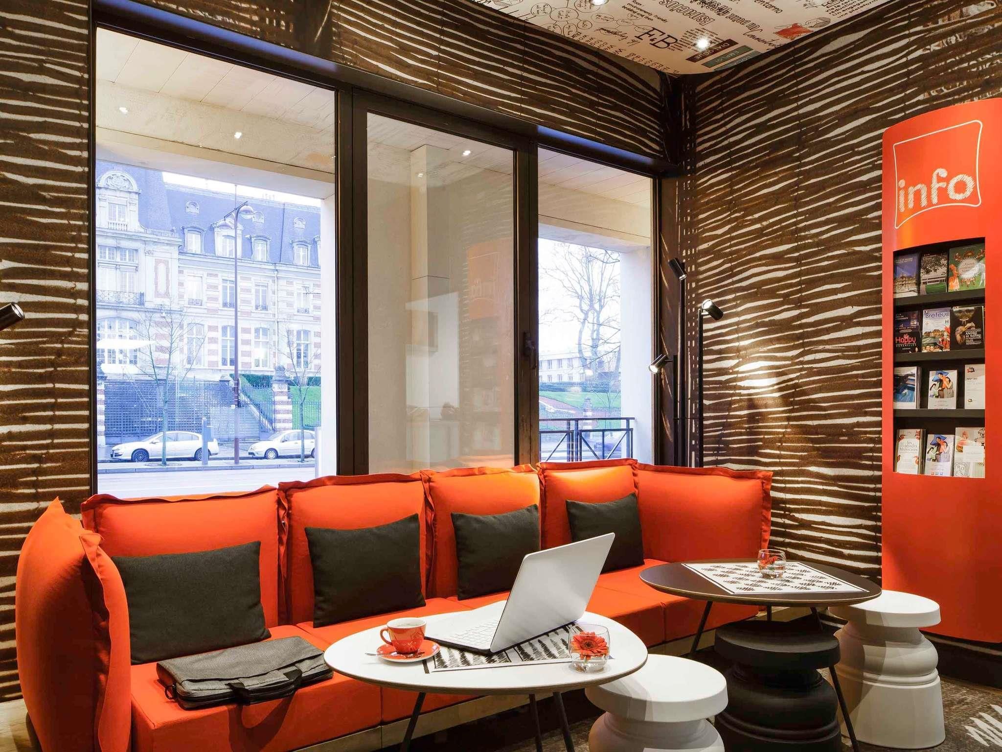 Area lounge