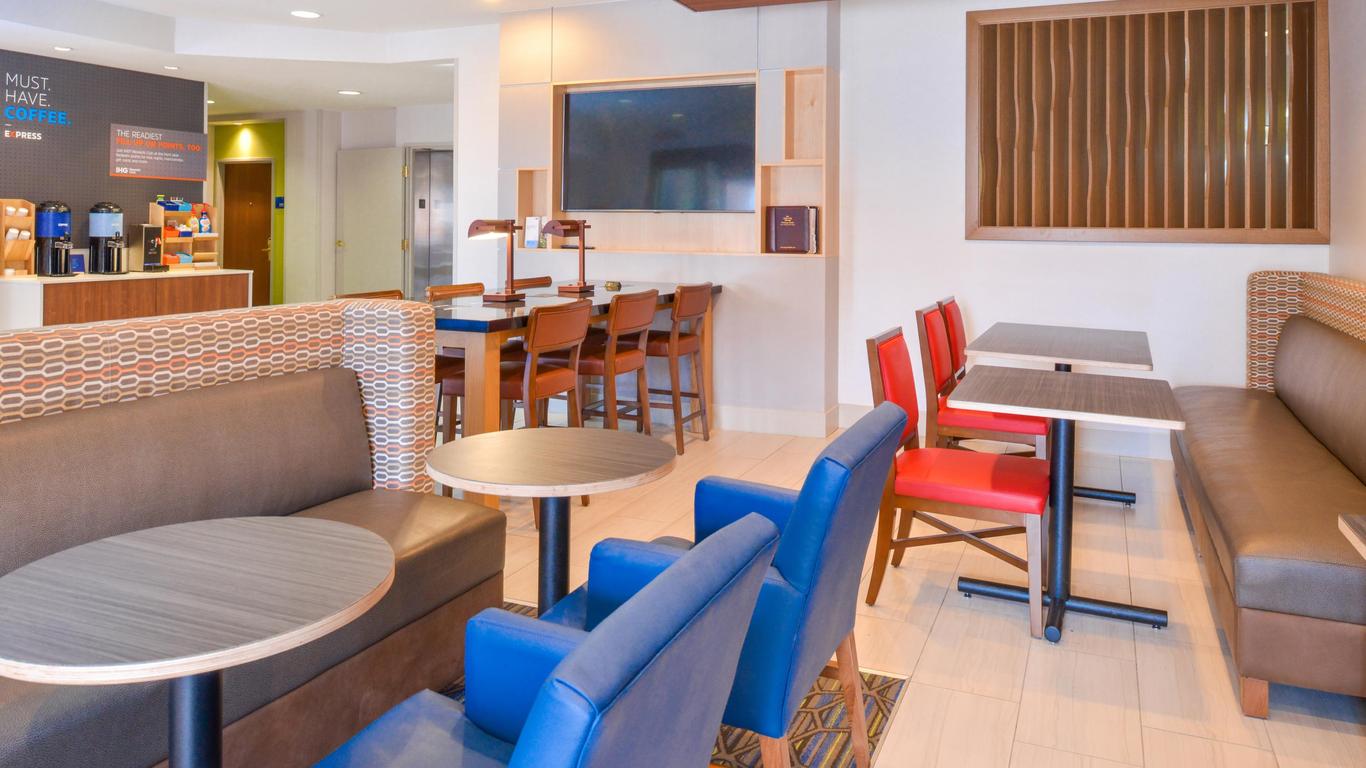 Holiday Inn Express Glenwood Springs Aspen Area