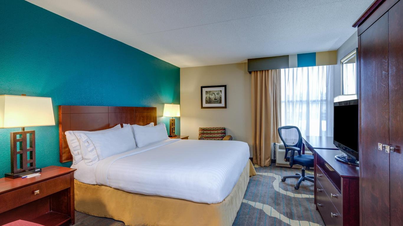 Holiday Inn Express Washington DC East- Andrews Afb, An IHG Hotel