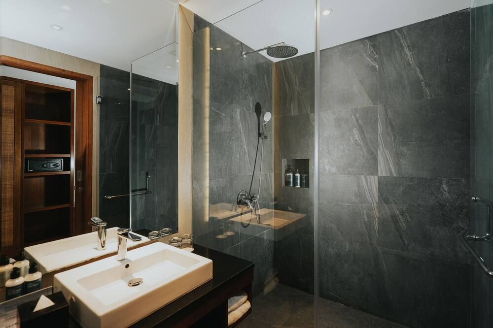 Altro