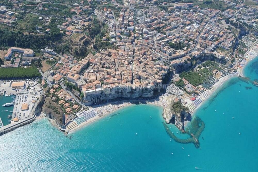Altro
