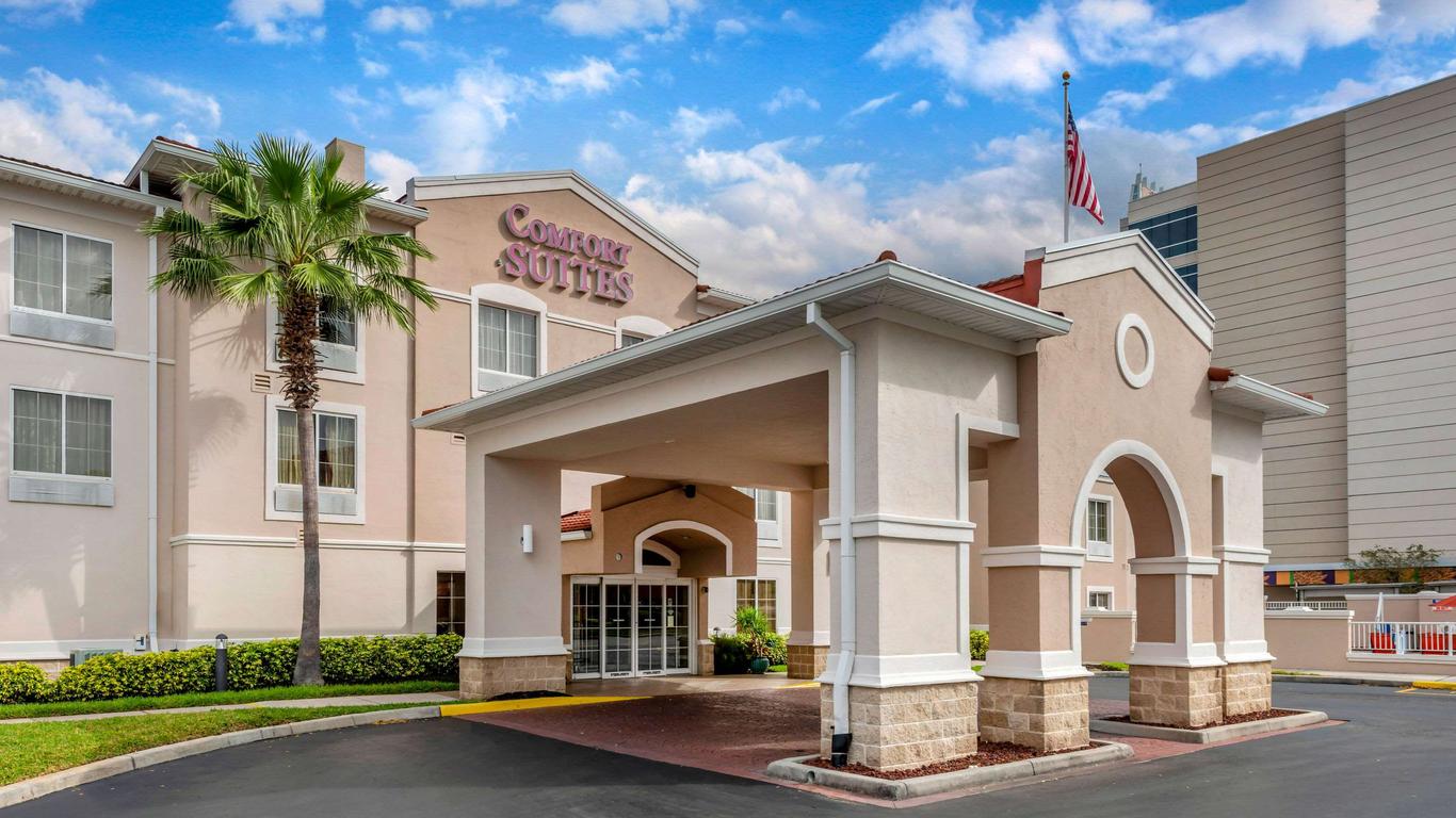 Comfort Suites Downtown