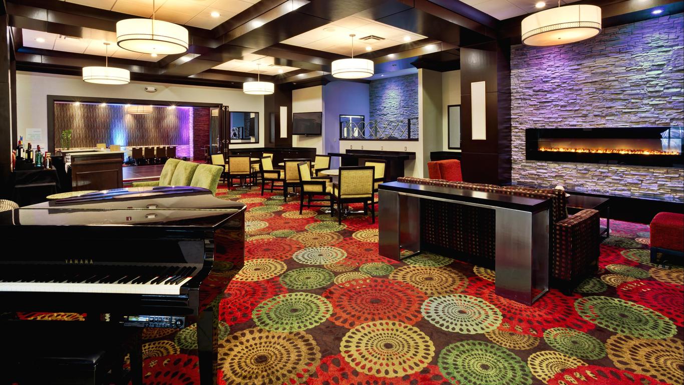 Holiday Inn & Suites Chicago Northwest - Elgin