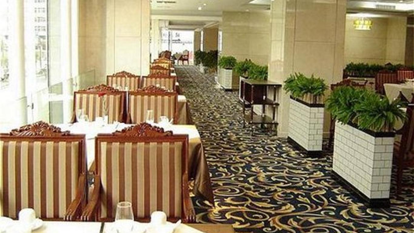 Hawaii International Hotel