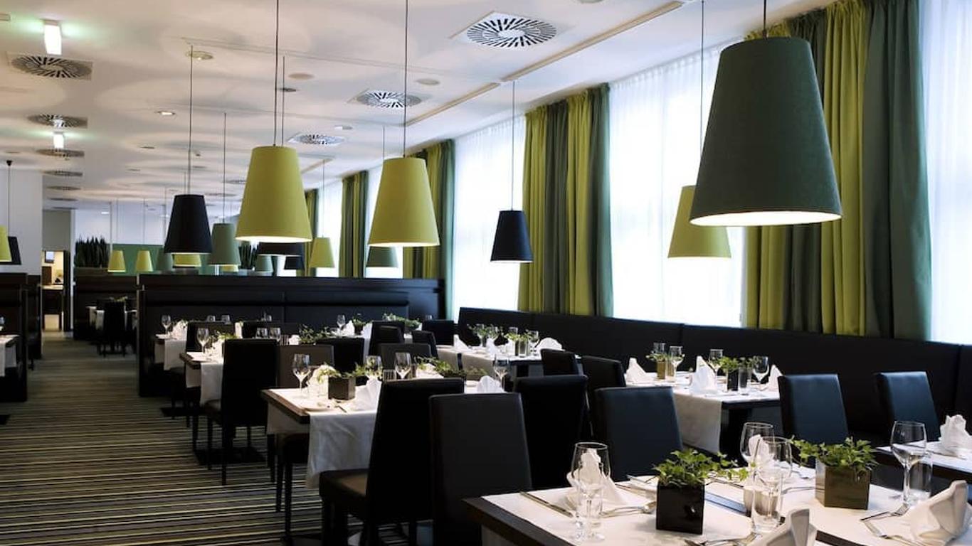 The City Grand