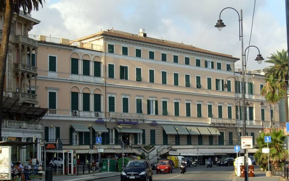 Edificio Foto