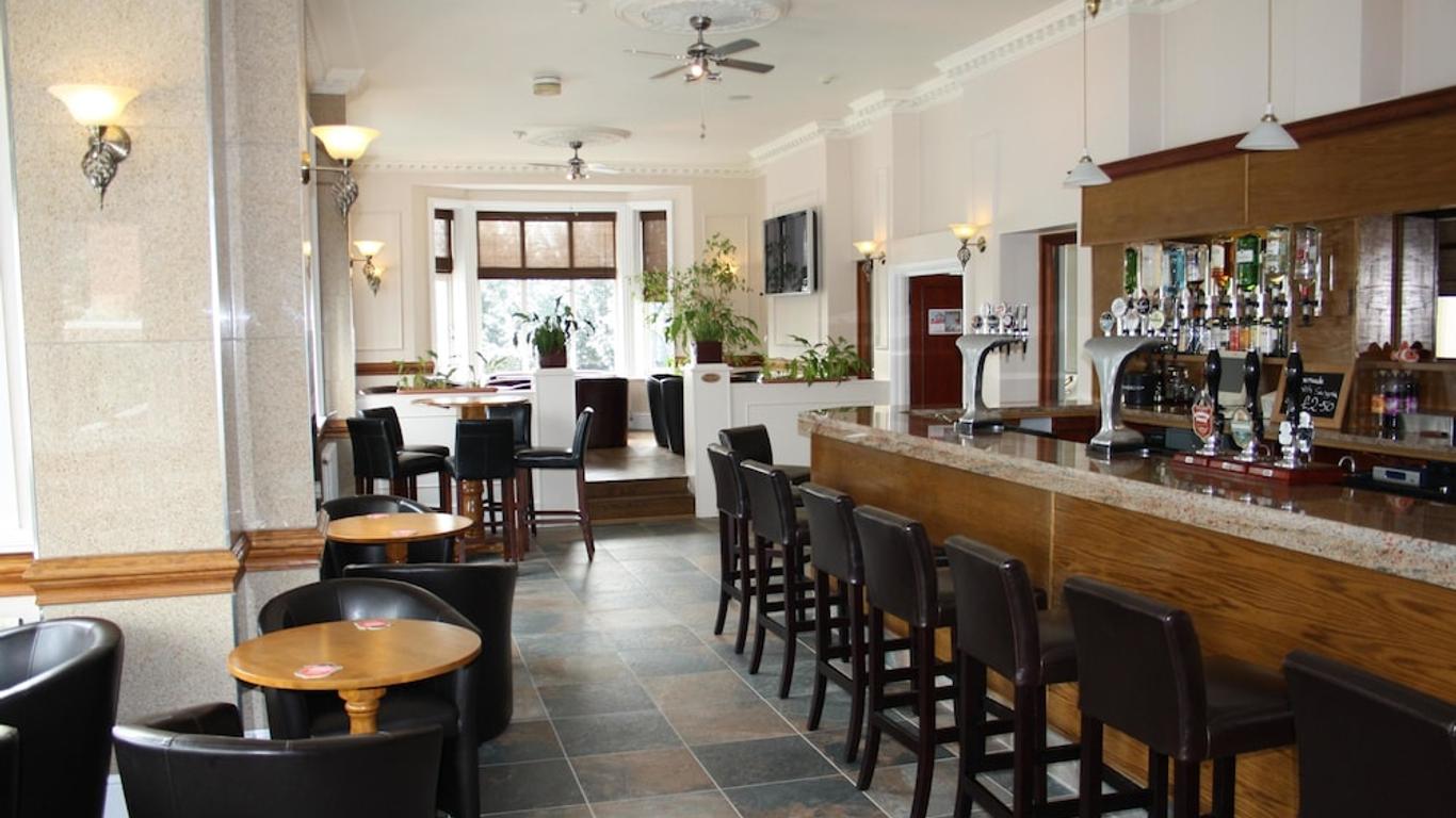 The Thames Hotel