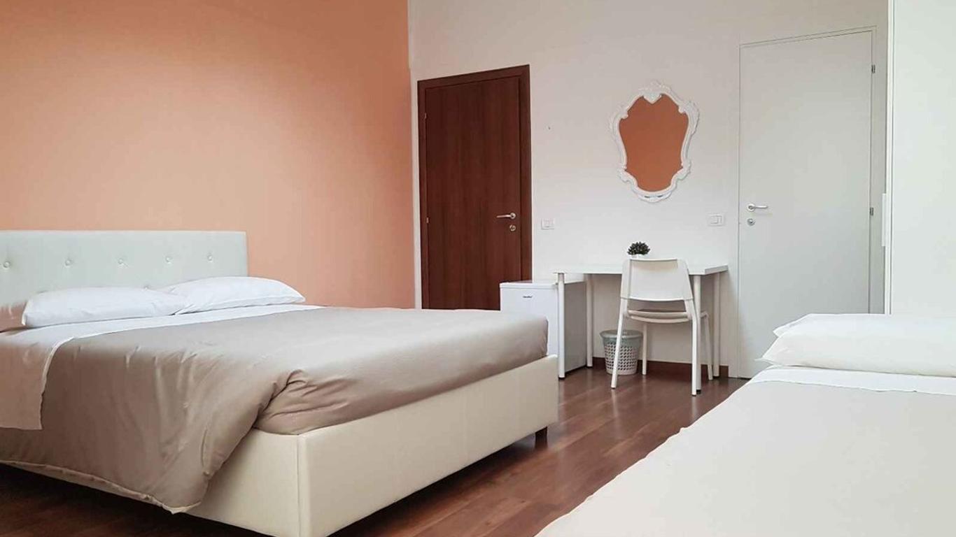Hotel Piramide