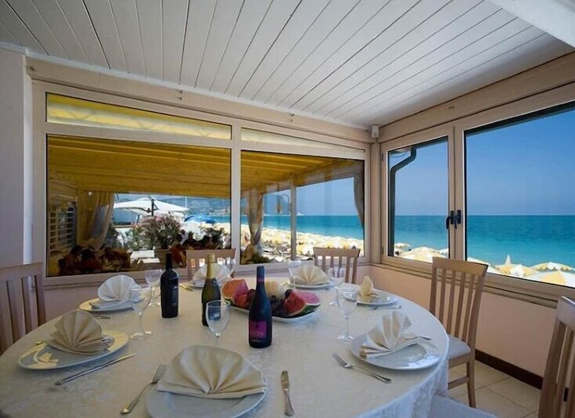 Sala pranzo Foto