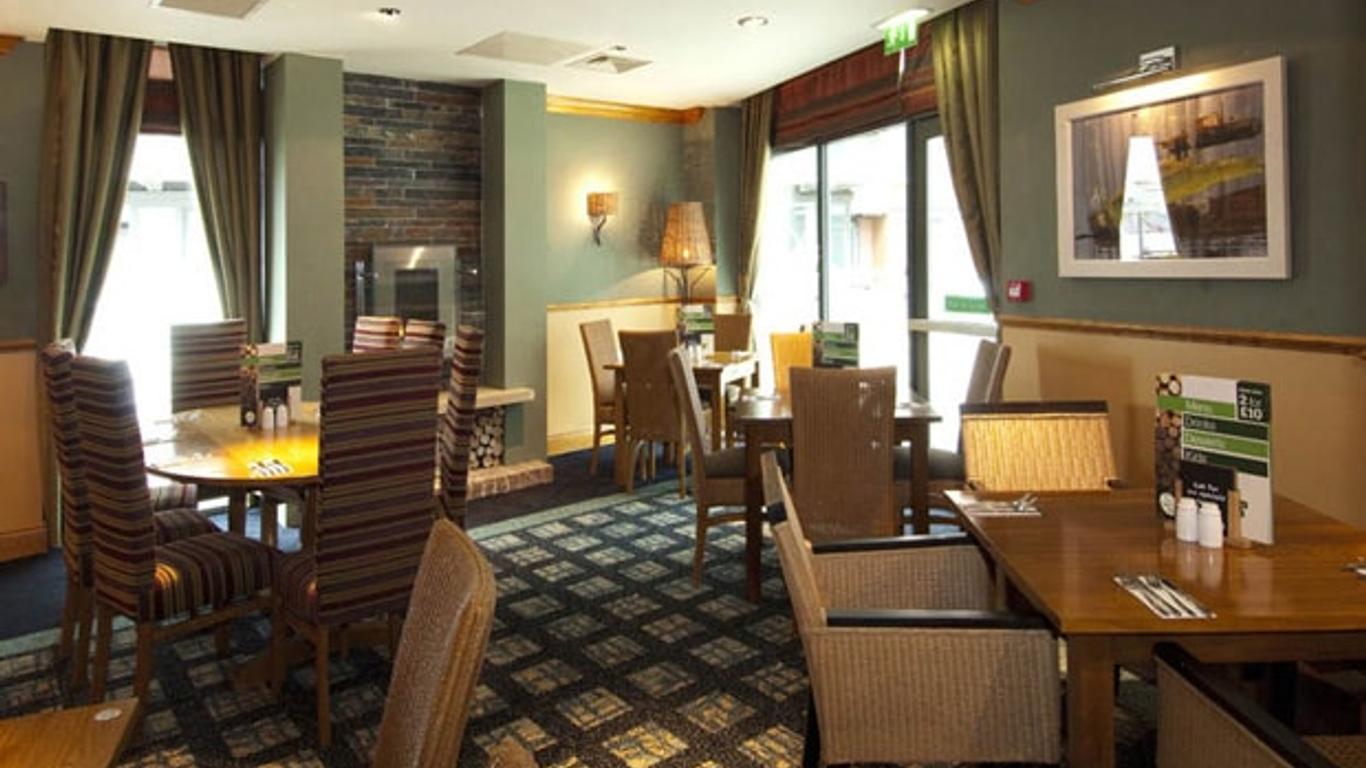 Premier Inn Rochdale