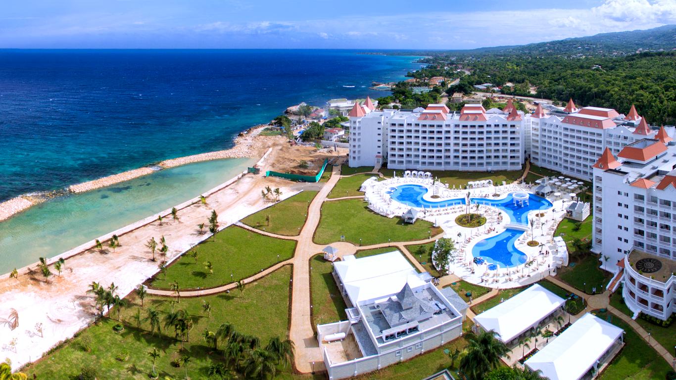 Bahia Principe Luxury Runaway Bay, Adults Only