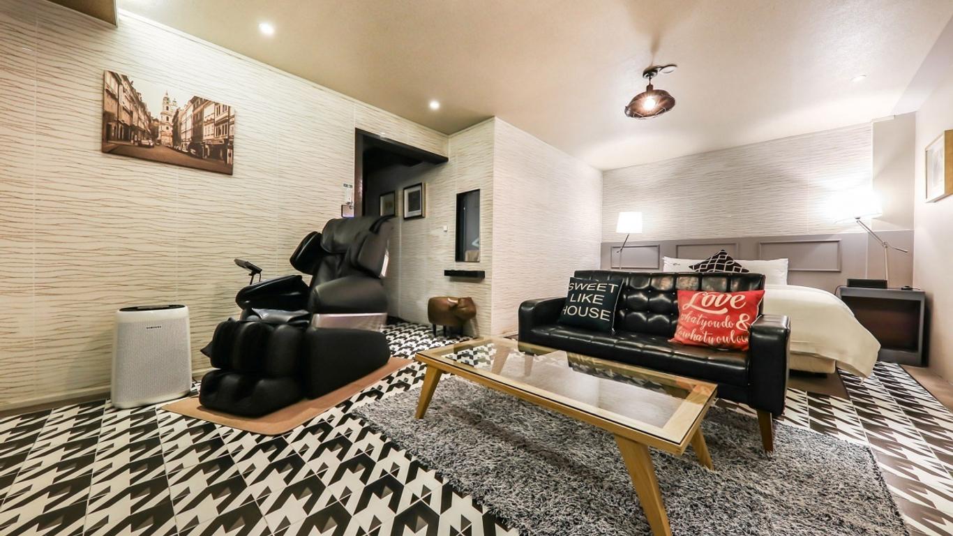 Cheongju Z Hotel